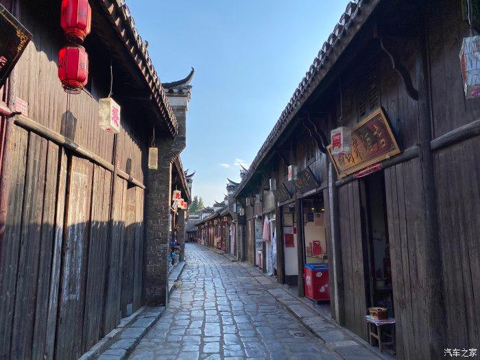 那么多不平等条约,多半来自愚蠢