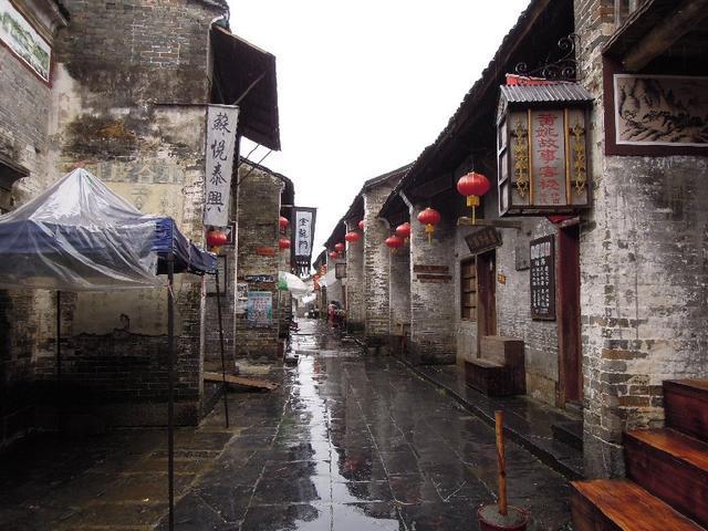 150L跟随追踪式灌装机,跑道漆灌装机